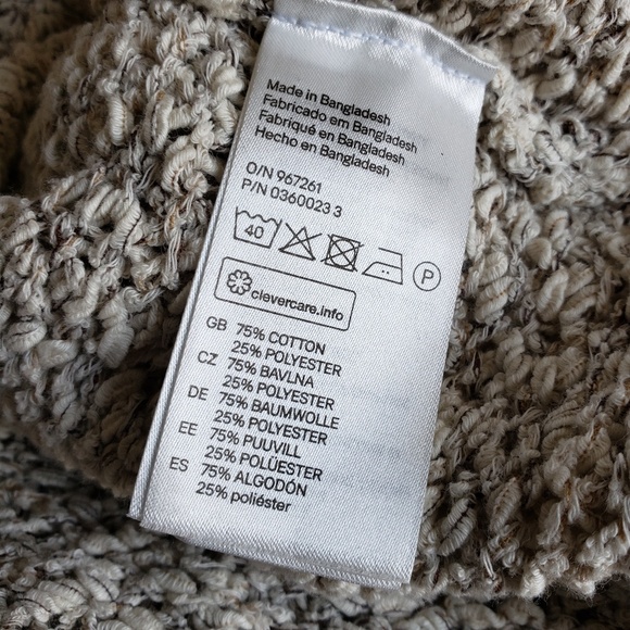 🌷Crew neck cozy knit sweater soft beige size xs - Picture 4 of 7